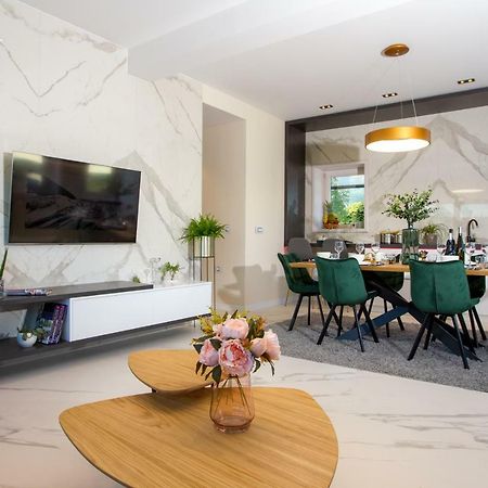 Apartmani Paklenica Noa Starigrad Paklenica Esterno foto