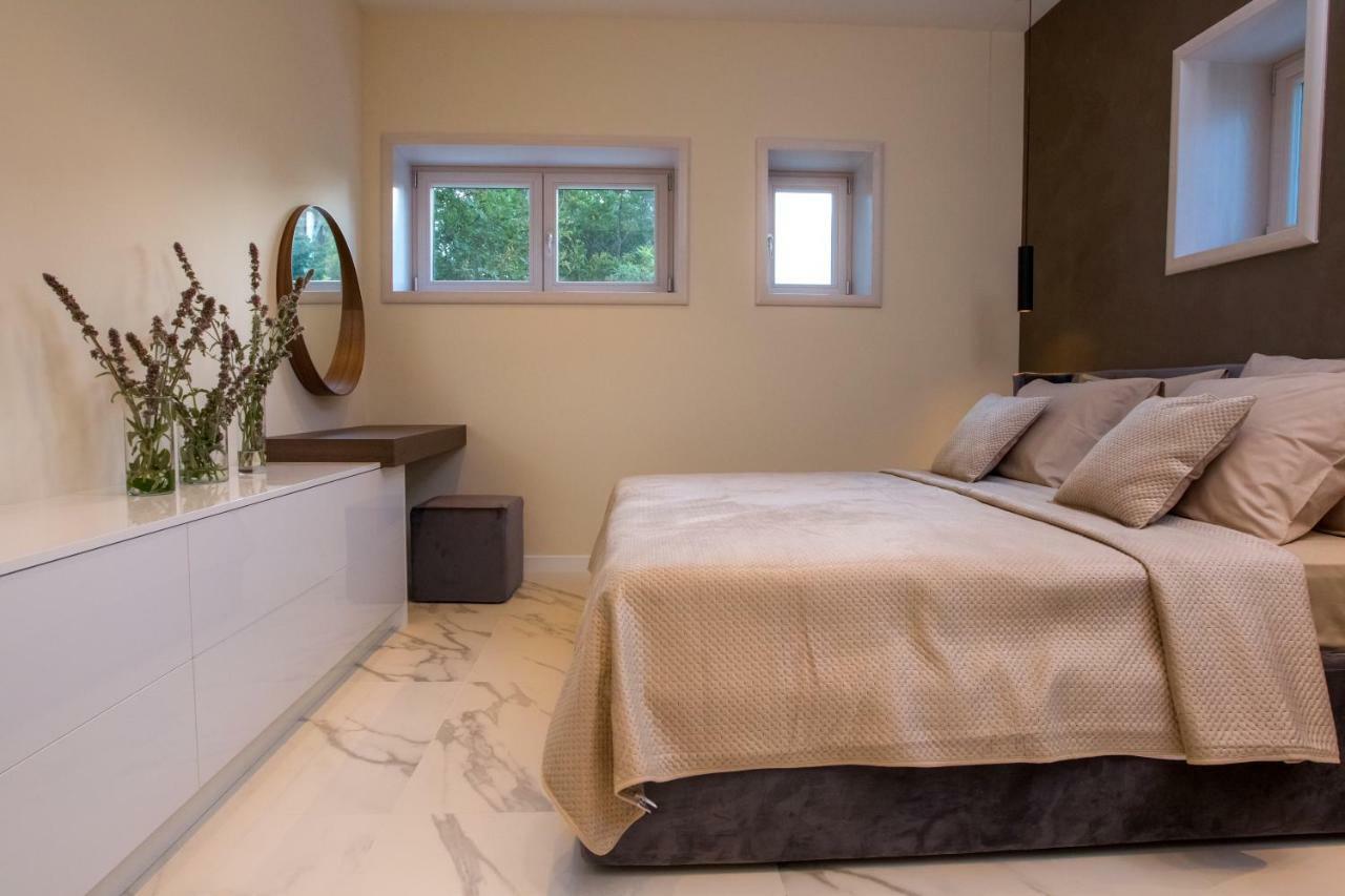 Apartmani Paklenica Noa Starigrad Paklenica Esterno foto