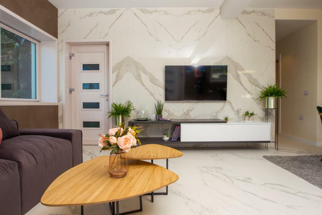 Apartmani Paklenica Noa Starigrad Paklenica Esterno foto