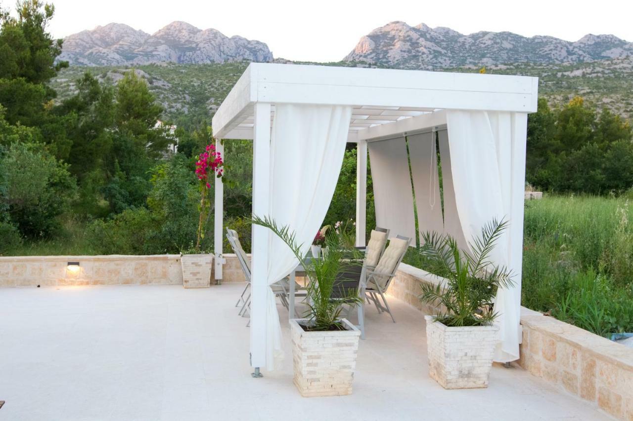 Apartmani Paklenica Noa Starigrad Paklenica Esterno foto